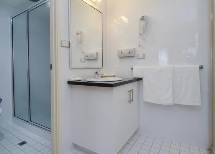 Quality Inn Railway Hotel