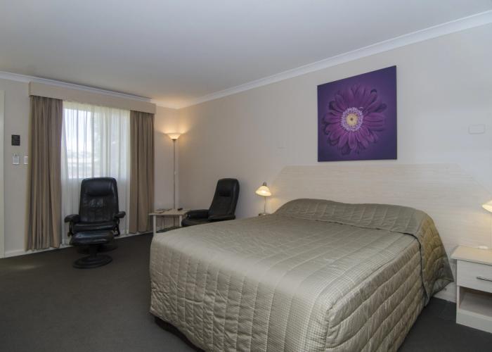 Quality Inn Railway Hotel
