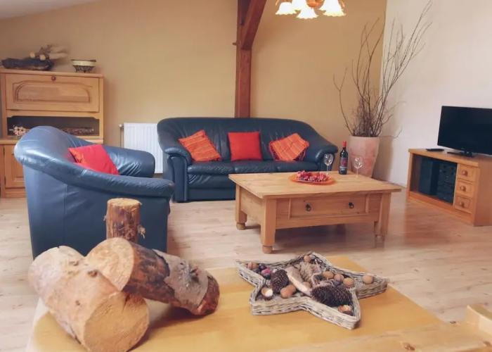 Authentic Farmhouse in Bozanov With Private Garden