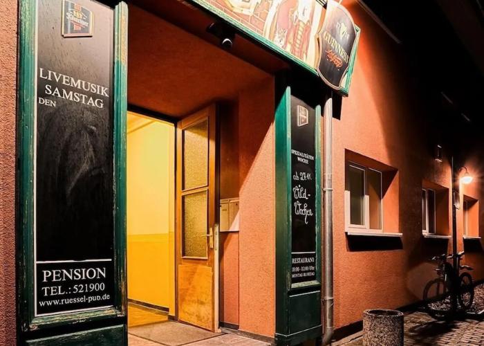 Restaurant & Pension Rüssel - Pub