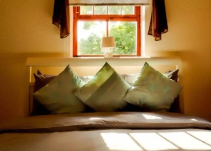 The Dovecote Inn