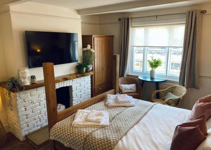 The Riverside Rooms