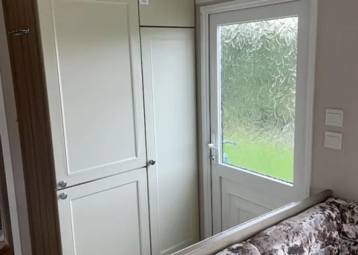 Homely 2 bed Chalet Tuxford