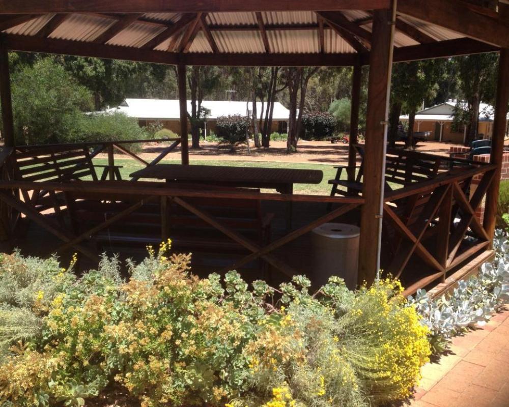 Travellers Rest Motel