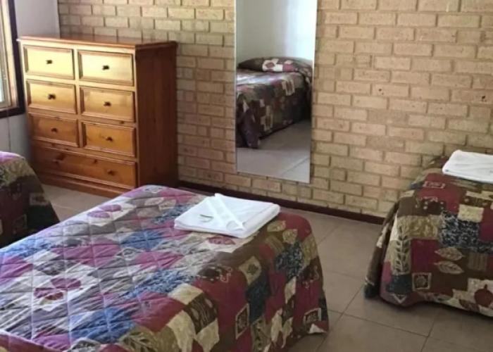 Travellers Rest Motel