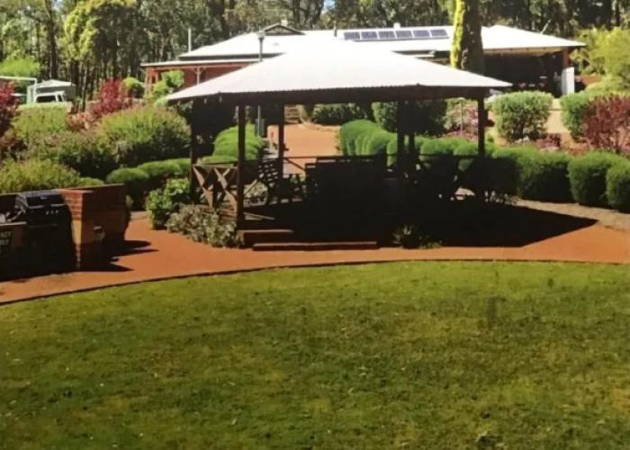 Travellers Rest Motel