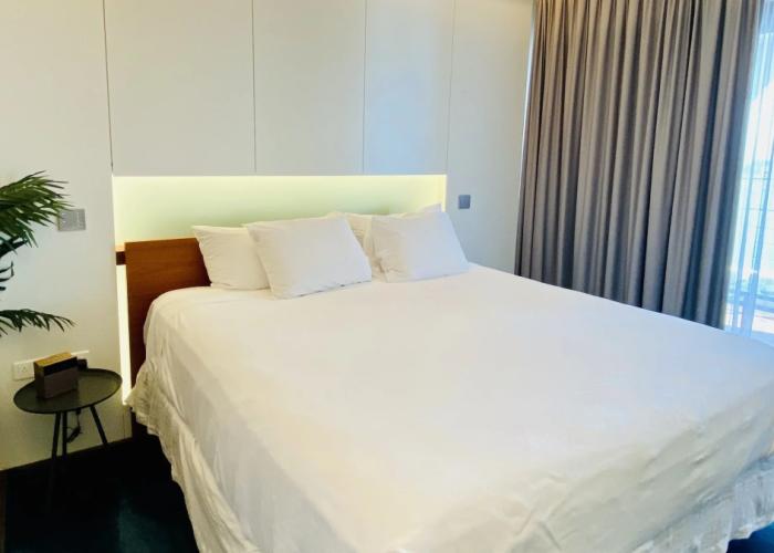 Holland House Beach Hotel
