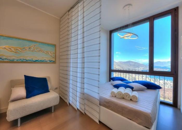 Suite on The Lake