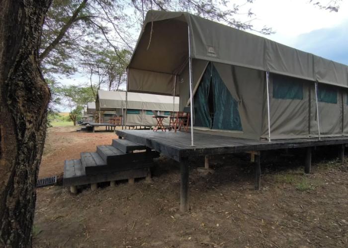 Julia's River Camp