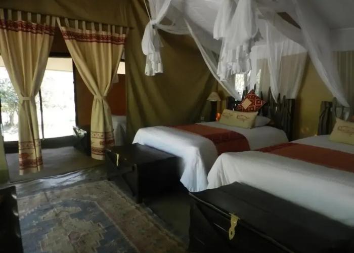 Mara Crossing Camp