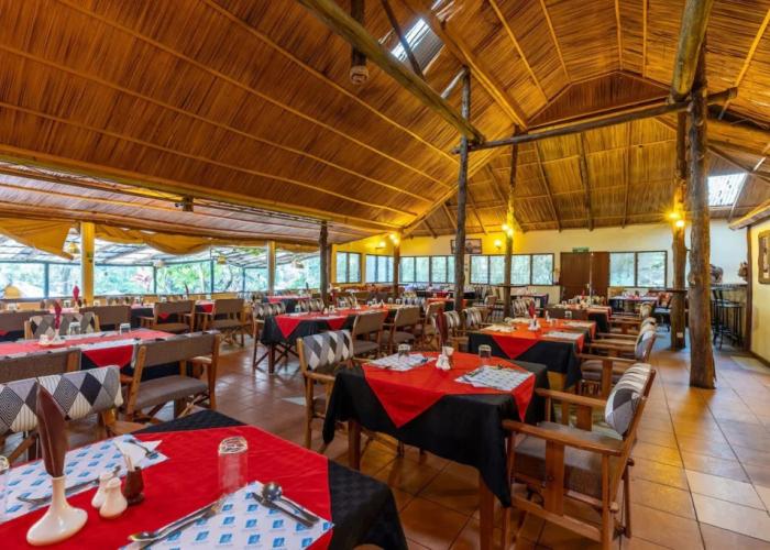 Sentrim Mara Game Lodge
