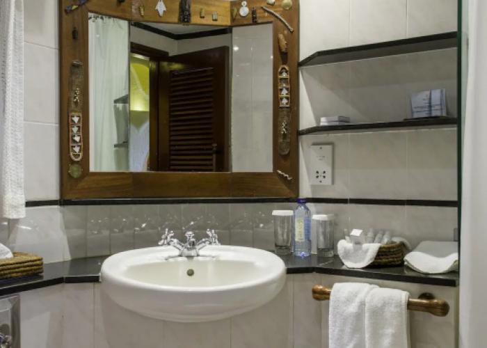 Mara Serena Safari Lodge