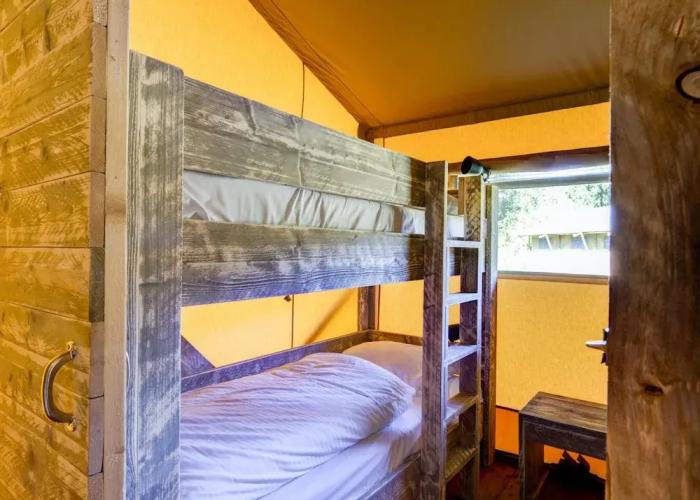 Glamping Tent With Kitchen Near Zwolle
