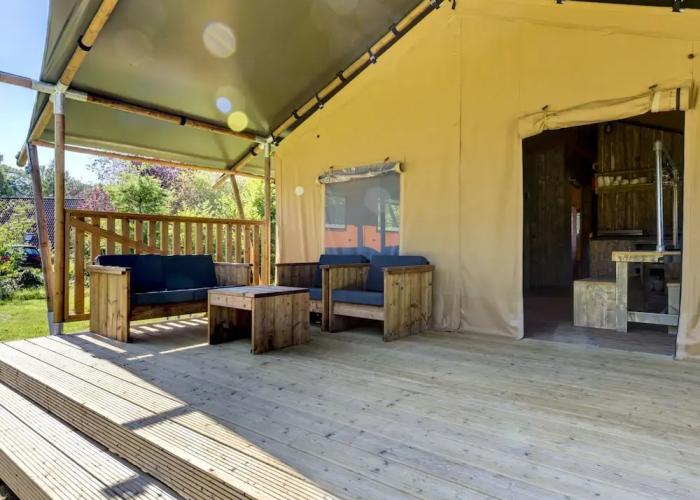 Glamping Tent With Kitchen Near Zwolle
