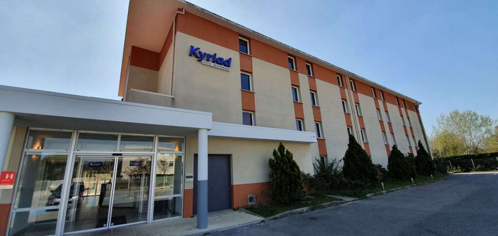 Kyriad Aix Les Milles - Plan de Campagne