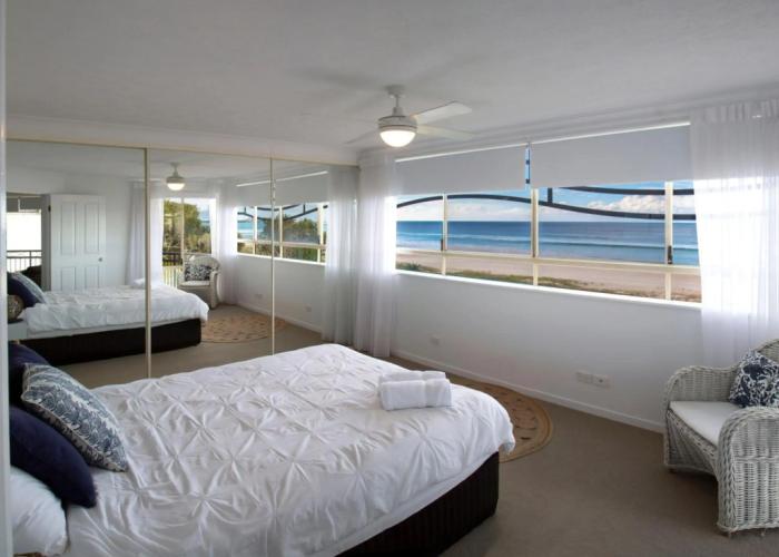 Golden Riviera Beach Resort