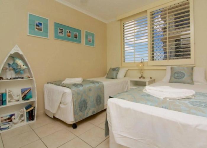 Crystal Beachfront Apartments