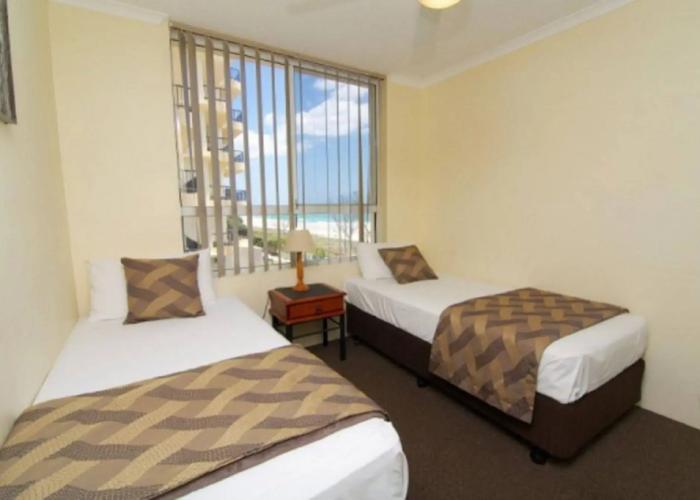 Crystal Beachfront Apartments