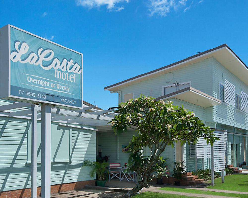 La Costa Motel