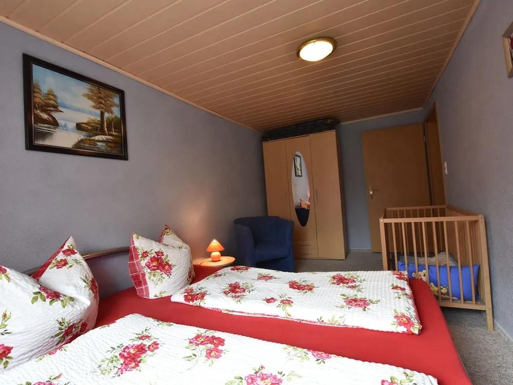 Ferienhaus mit Eigener Terrasse in Russow