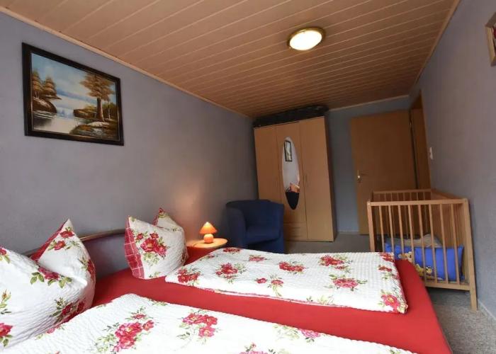 Ferienhaus mit Eigener Terrasse in Russow
