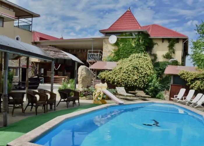 Fort Apatur Hotel