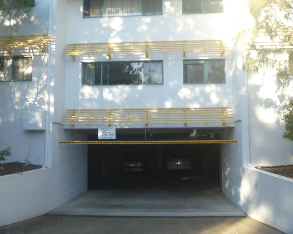 Chez Noosa Resort Motel