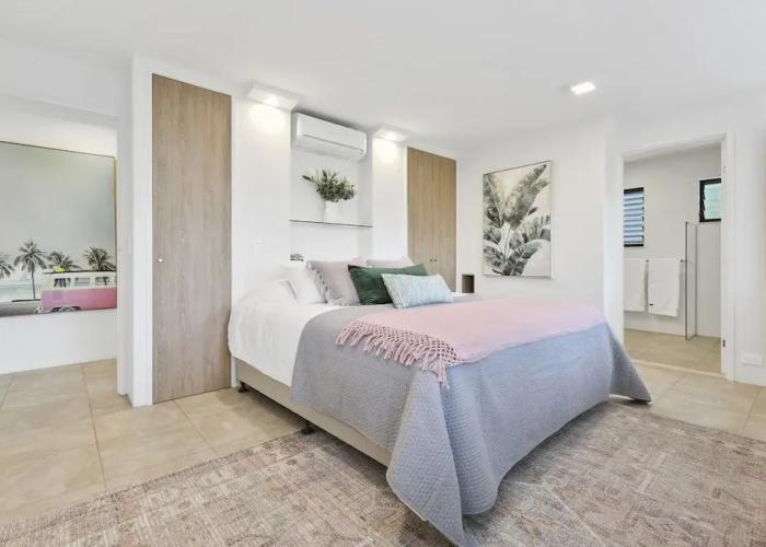 Crystal Shores Sunshine Beach