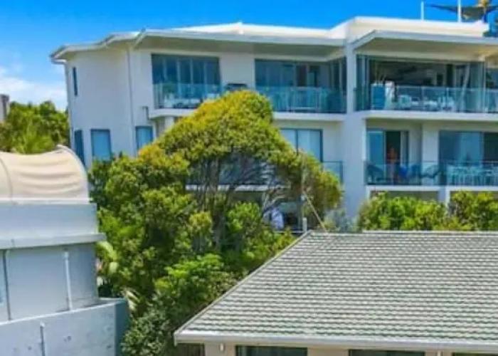 Crystal Shores Sunshine Beach