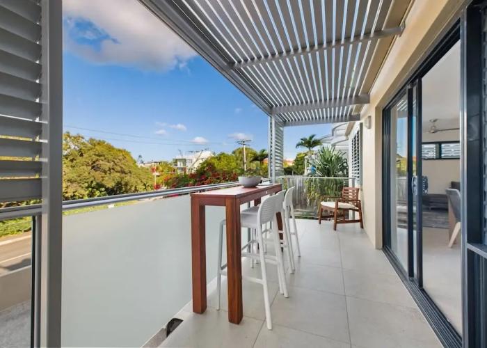 Crystal Shores Sunshine Beach
