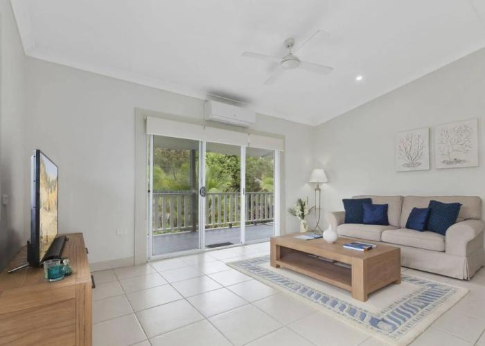 The Country House at Hunchy Montville