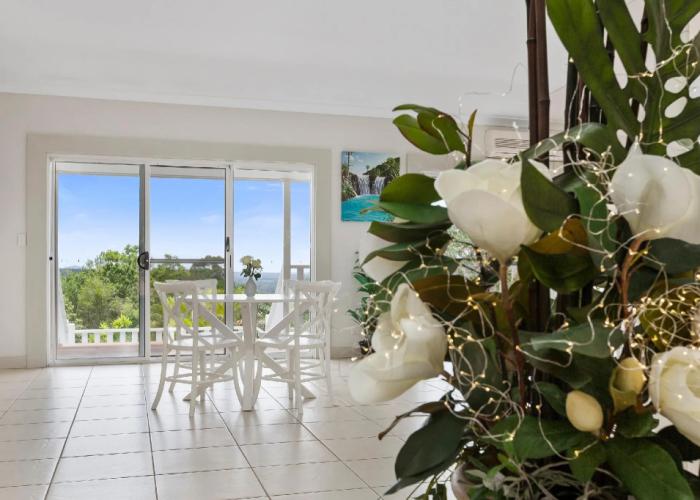 The Country House at Hunchy Montville