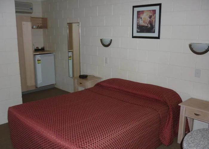 Nambour Lodge Motel