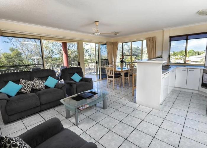 Alexander Beachfront Apartments