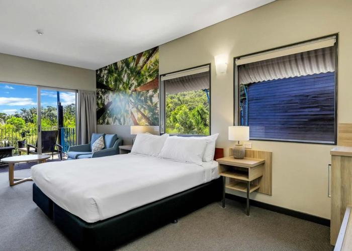 Kingfisher Bay Resort