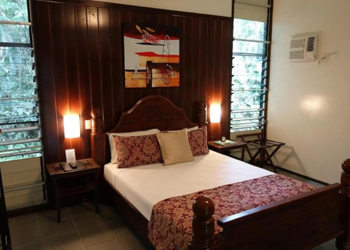 Heritage Lodge