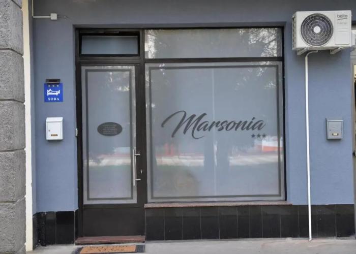 Room Marsonia