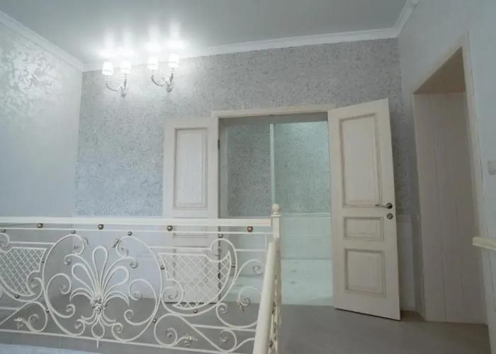 Vintazh Hotel