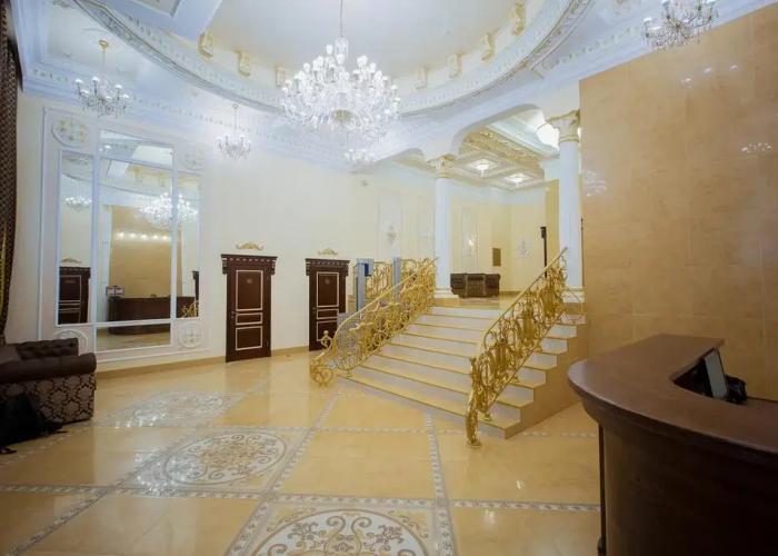 Grand Elets Hotel