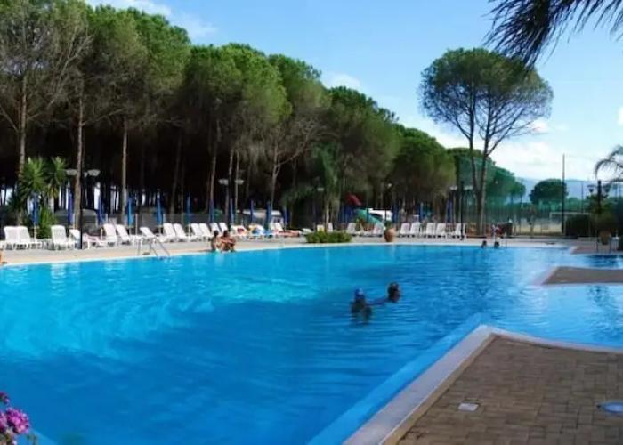 Happy Camp in Camping Villaggio Thurium