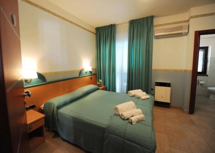 Santa Lucia Hotel