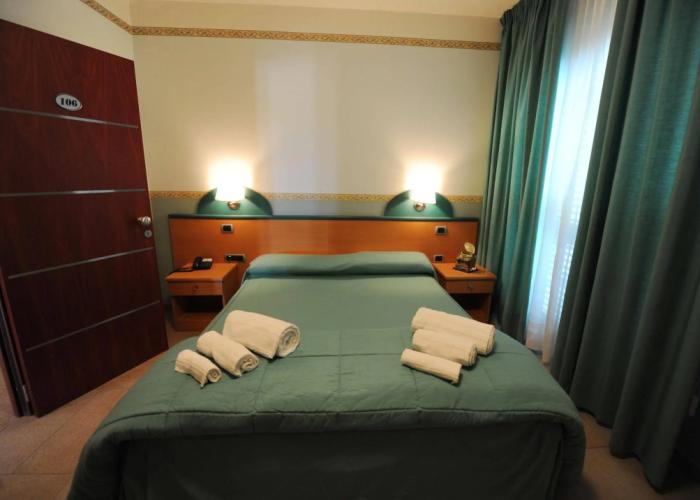 Santa Lucia Hotel