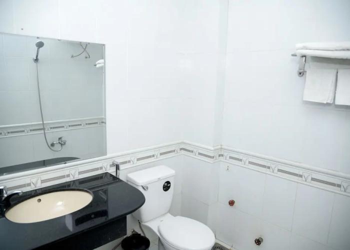 Ha Trinh Hotel