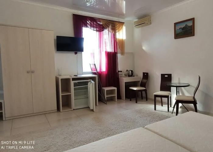 Eva Hotel