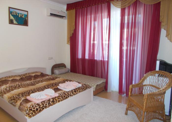 Eva Hotel