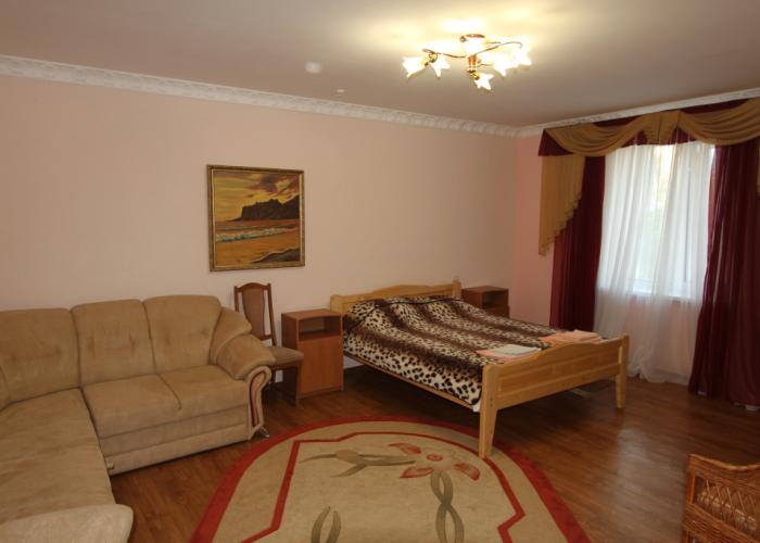 Eva Hotel