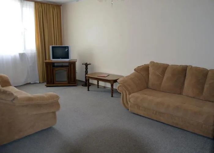 Alyana Guest House