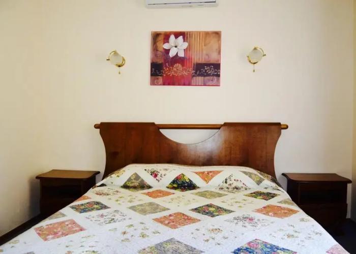 Alyana Guest House