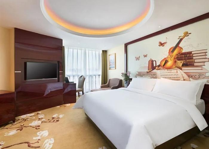 Lvzhou Meijing International Hotel
