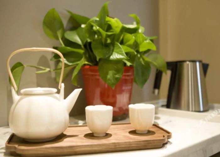 Shiyan Jiahua Holiday Hotel (Wuyan Shopping Mall People's Hospital Branch)
